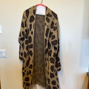 “L. Love” ladies leopard print long cardigan